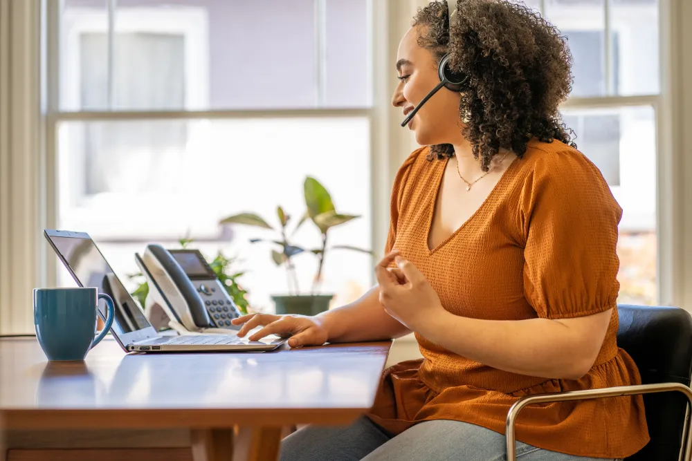 HP Poly Edge E320 IP Phone and PoE-enabled 