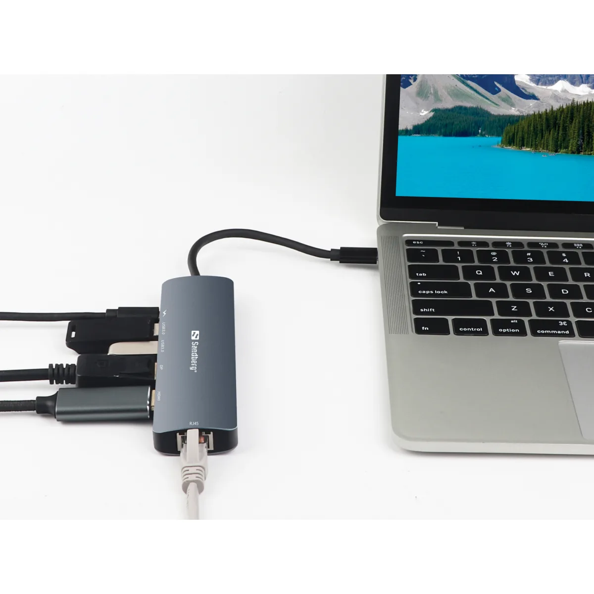 Sandberg USB-C 8K Display Dock SST/MST - 1 x HDMI, 1 x DisplayPort, 1x RJ45, 2 x USB 3.0 angle