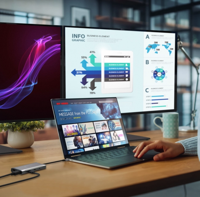 j5create 4K60 Elite USB-C Mini Dock 10Gbps Triple-Monitor 