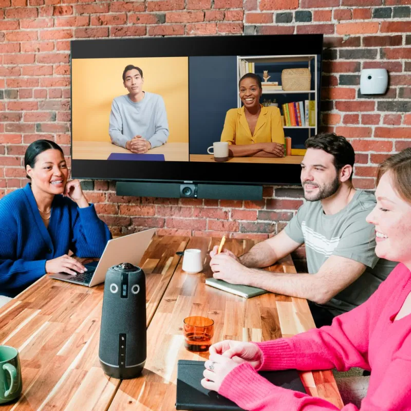 Owl Labs Meeting Owl 4 Plus si Owl Bar, kit videoconferinta 4K 