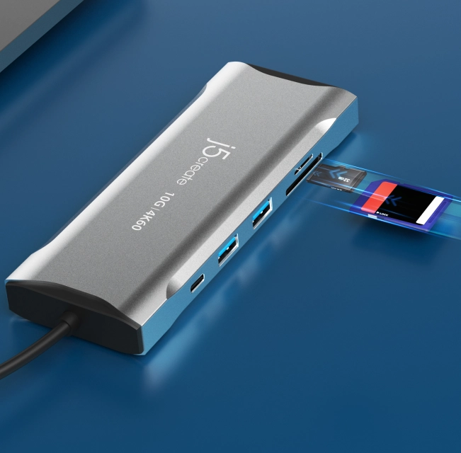 j5create 4K60 Elite USB-C Mini Dock 10Gbps Triple-Monitor 