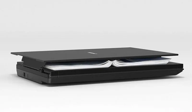 Canon Scaner Flatbed LIDE 300, format A4, rezolutie 2400x4800 dpi, lifestyle