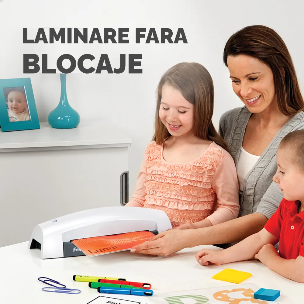 Fellowes Laminator A4 Lunar 80mic 230mm 300mm/min 2role lifestyle