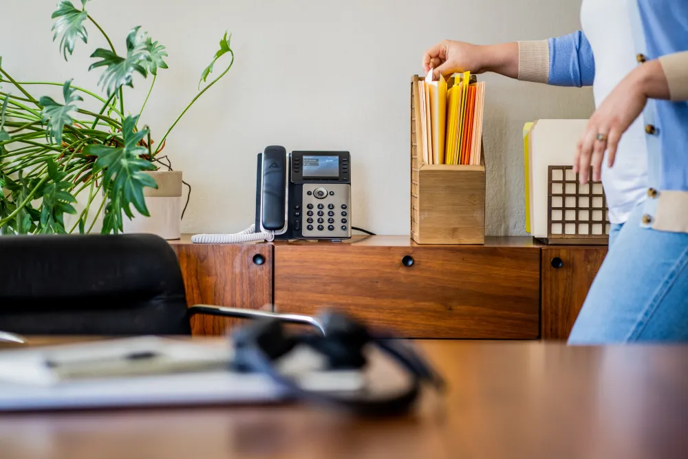 HP Poly Edge E320 IP Phone and PoE-enabled 