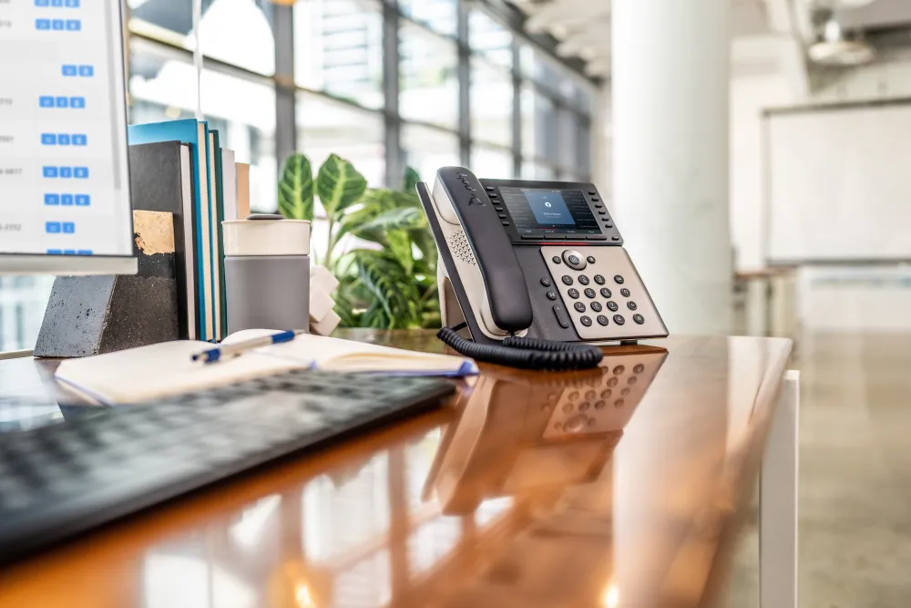 HP Poly Edge E550 IP Phone and PoE-enabled 