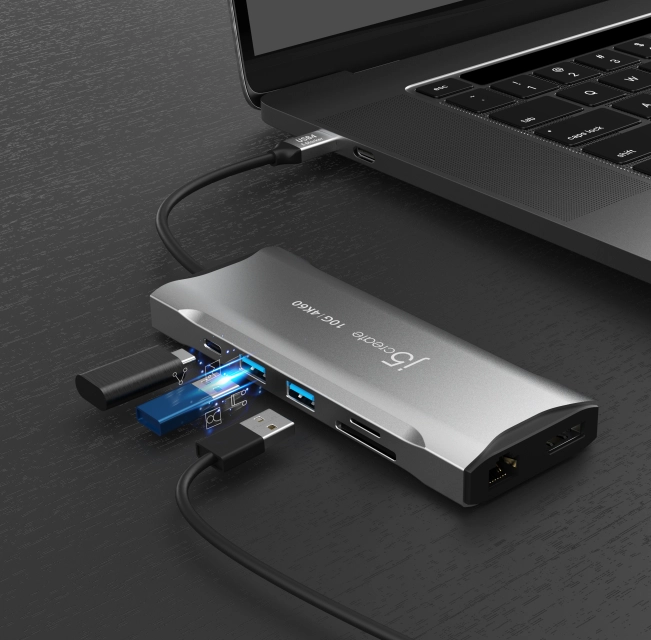 j5create 4K60 Elite USB-C Mini Dock 10Gbps Triple-Monitor 