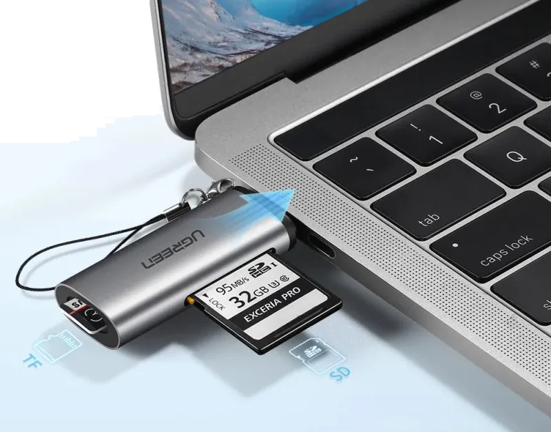 Ugreen CM184 card reader extern interfata USB Type-C citeste/scrie: SD si TF microSD 