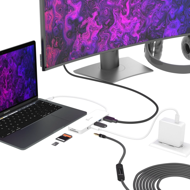 j5create USB-C MULTI-PORT HUB WITH POWER/DELIVERY 
