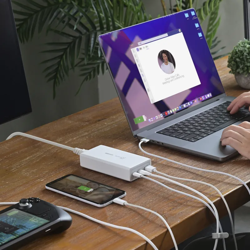 j5create Incarcator retea JUP37185W, 185W GaN PD 3.1, 2 x USB-C, 1 x USB-A 