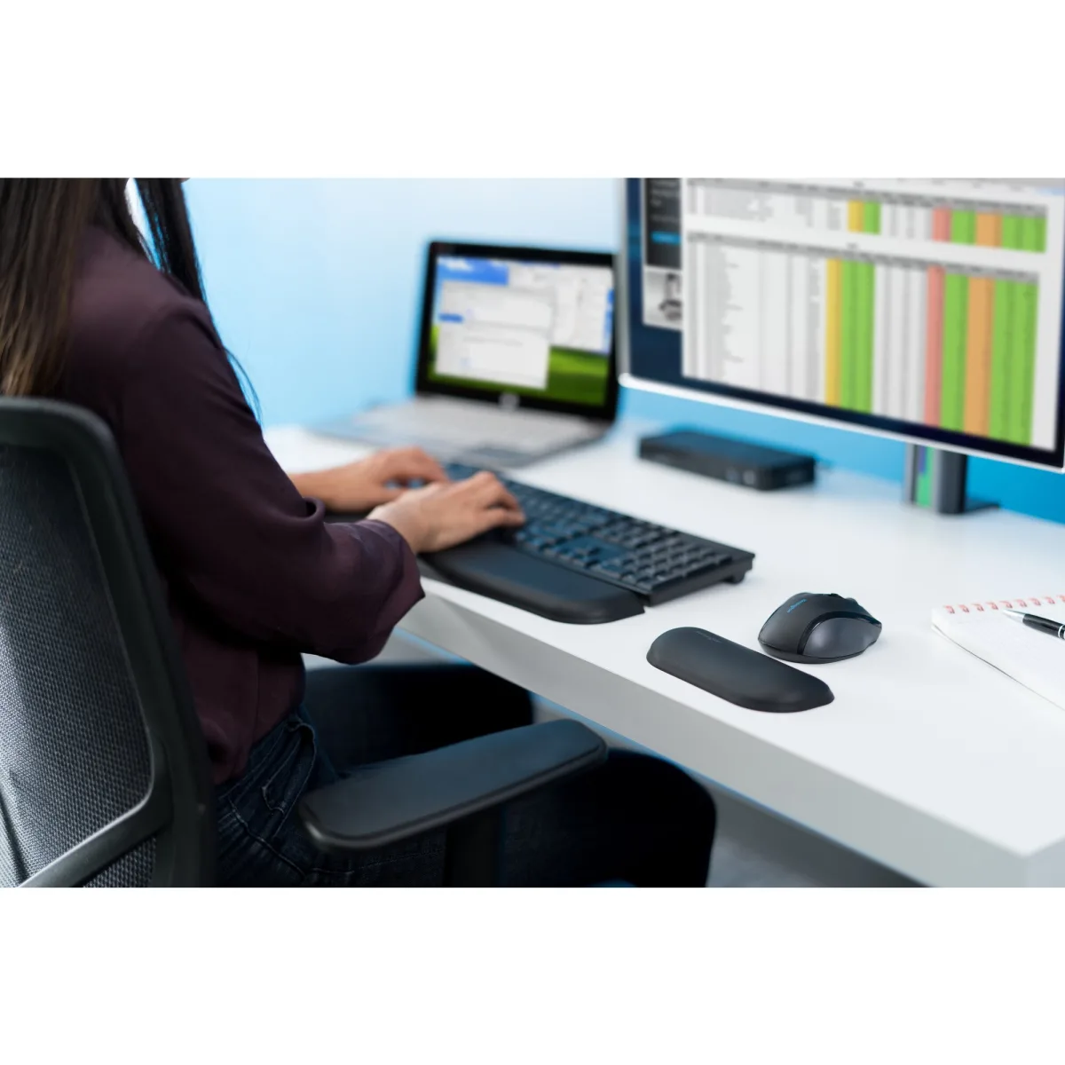 Kensington ES Wrist Rest for Standard Kb, ErgoSoftT Wrist Rest angle