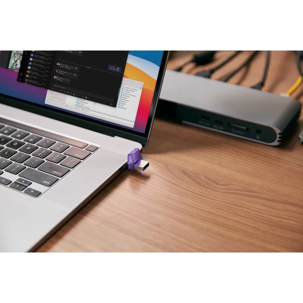 Kingston DataTraveler microDuo 3C, 128GB, USB 3.2 Gen1, USB-A/USB-C angle